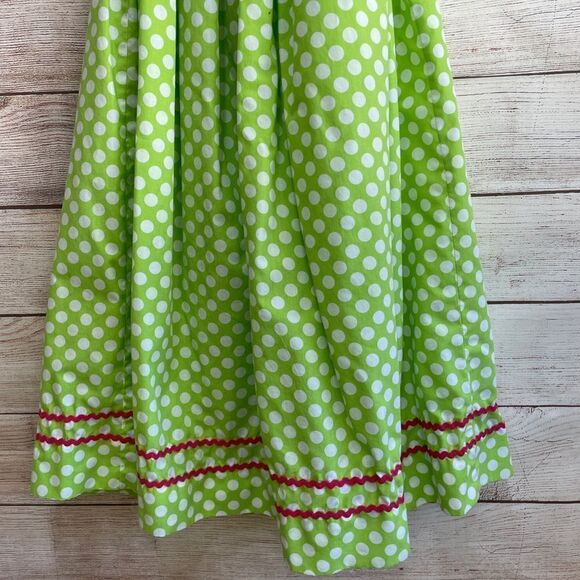 STITCHED AND SMOCKED GREEN AND WHITE POLKA DOT DRESS WITH EMBROIDERED‎ LADYBUGS - Picture 6 of 9